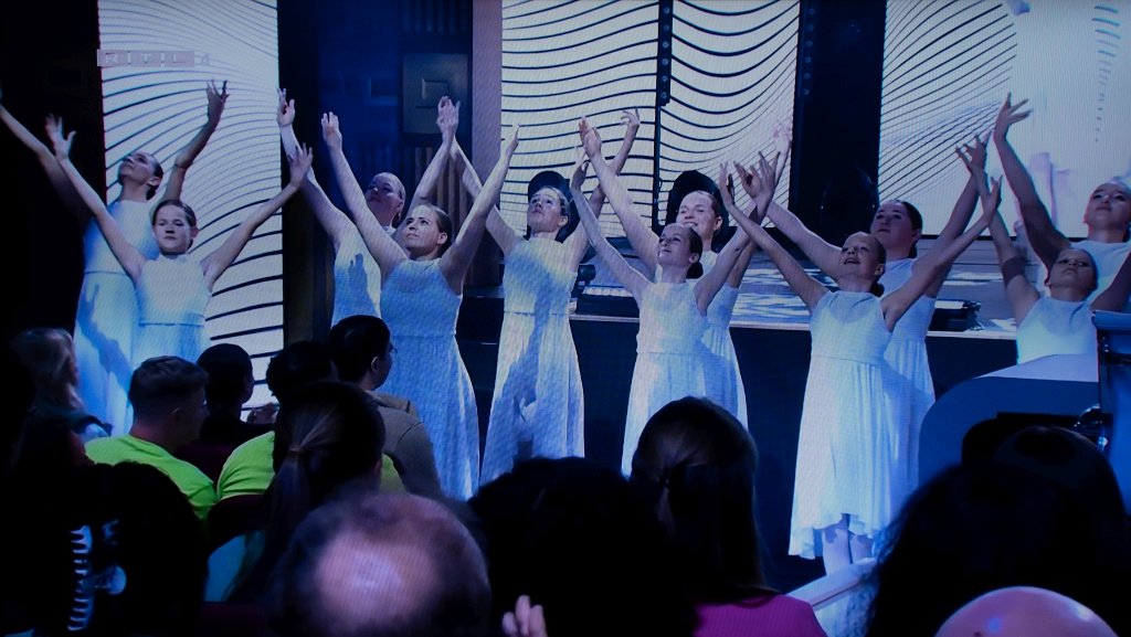 DC Passion HGT B 32.jpg